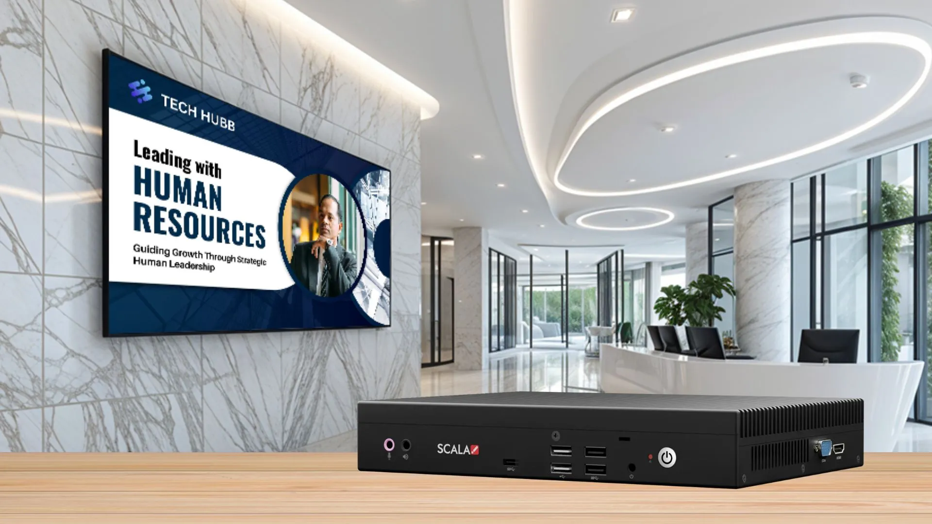 Digital signage media player displaying dynamic content